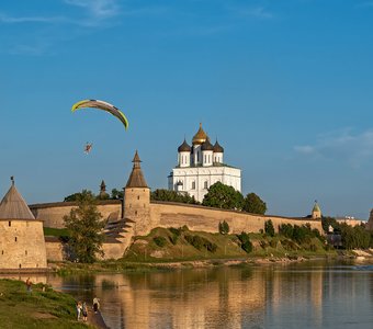 Псковский Кром (Псковский Кремль)