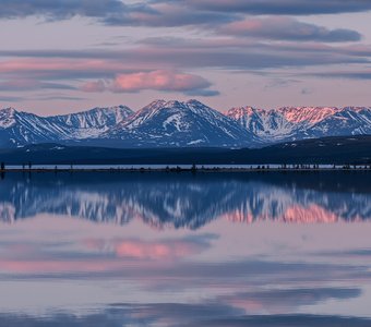 Хребет Черге на рассвете