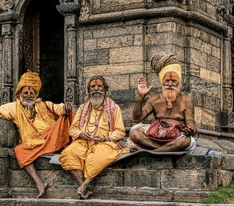 "Три богатыря" из Непала.