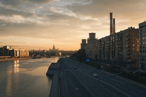 Жара в Москве: на вокзалах бесплатно раздают воду