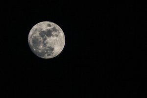 Странные вспышки на Луне всё ещё остаются загадкой для ученых