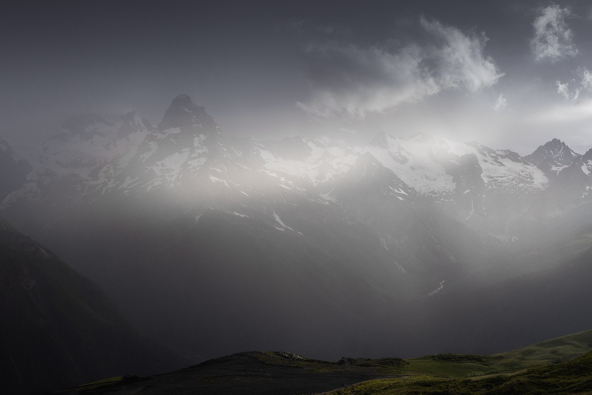 Сквозь облачную вуаль