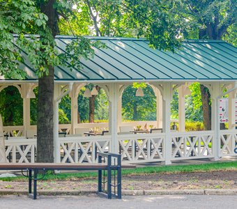 Шахматная беседка в Первомайском парке. город Курск