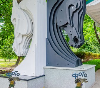 Шахматная беседка в Первомайском парке. город Курск