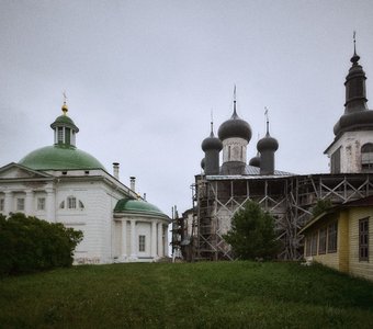 Церковь и собор