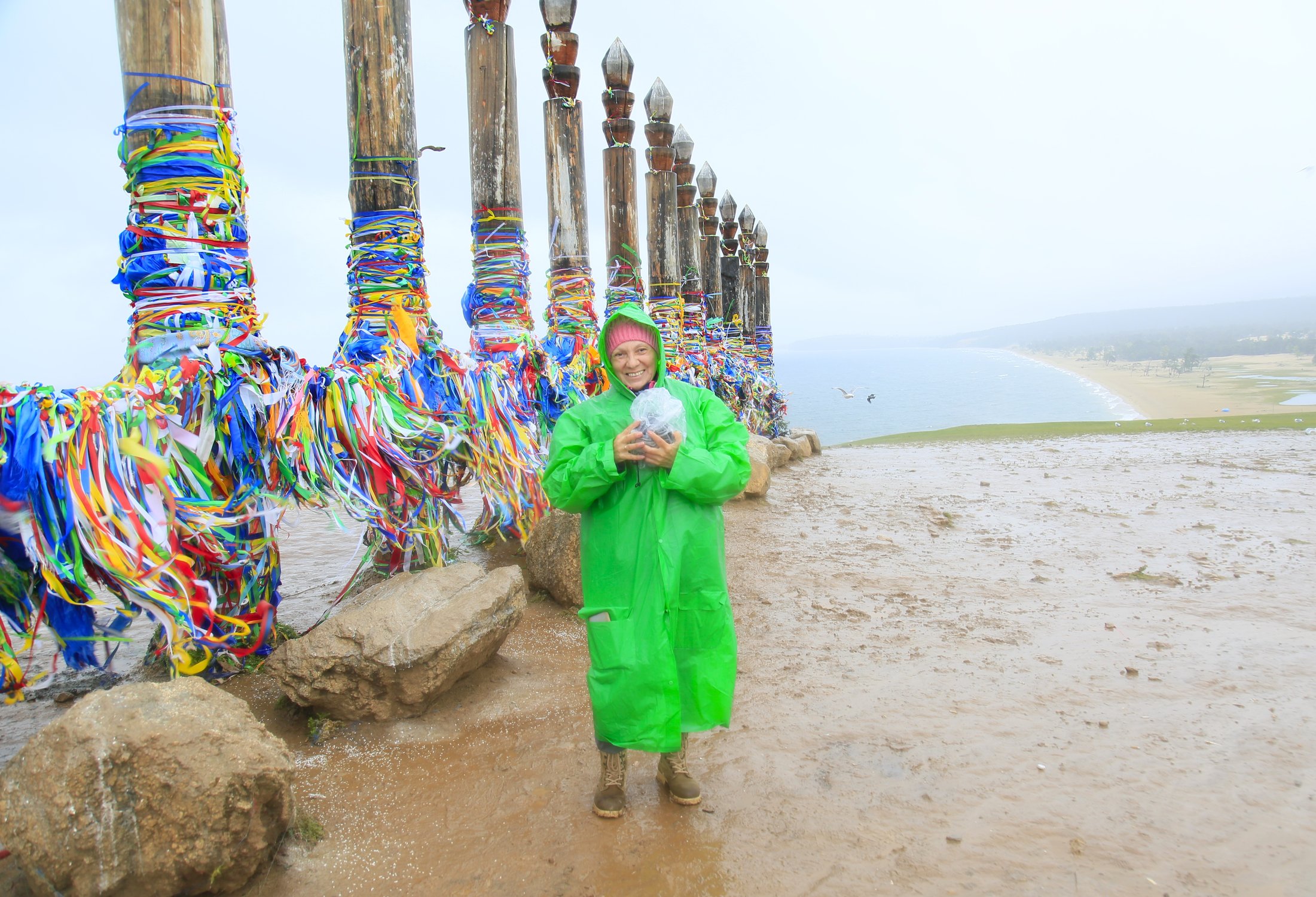 Столбы сэргэ на Ольхоне
