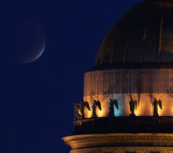 Стражи затмения.