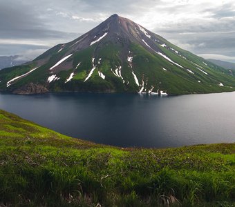 Вулкан Креницына. Остров Онекотан