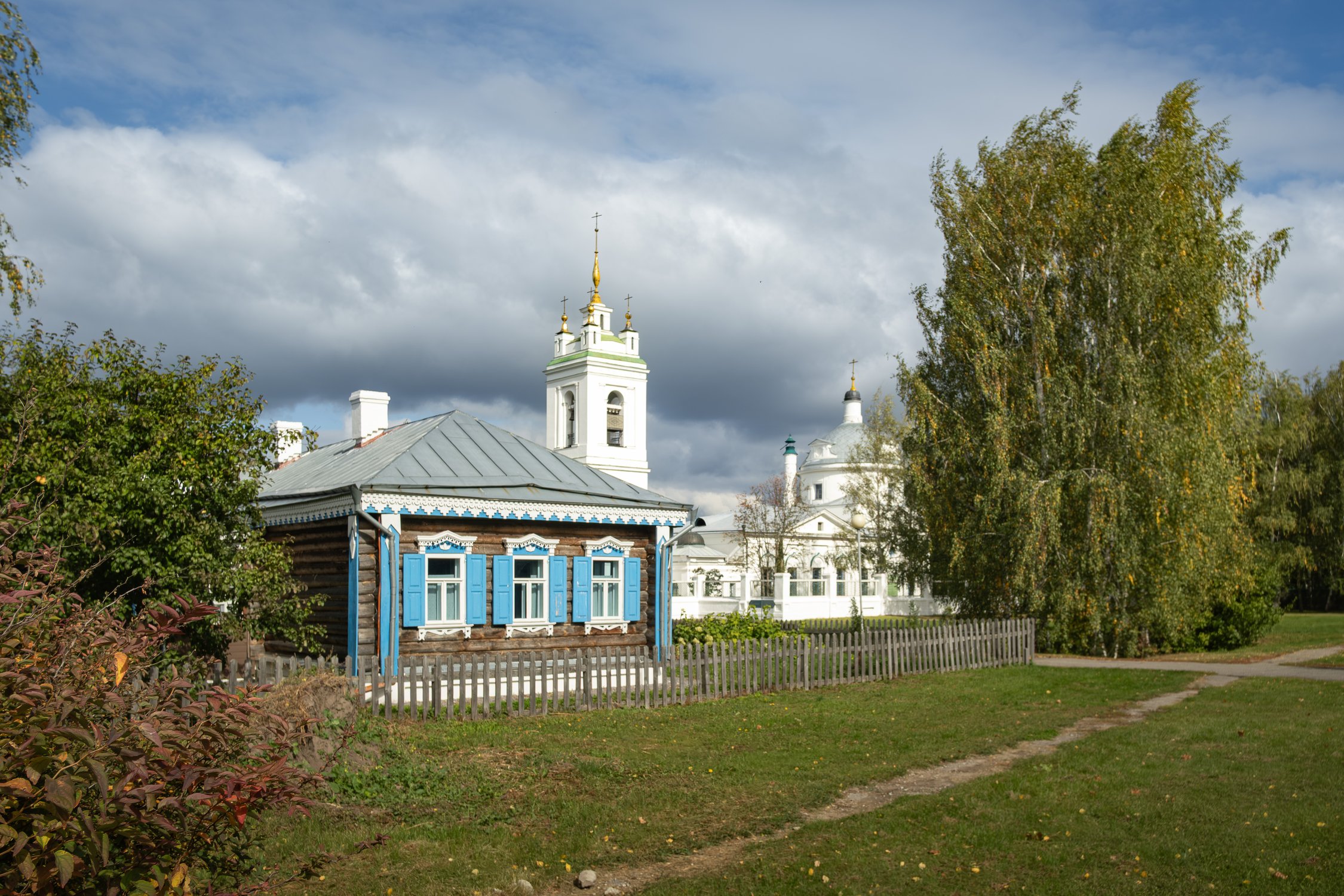 «Мой край, задумчивый и нежный!» – писал Сергей Есенин про эти места