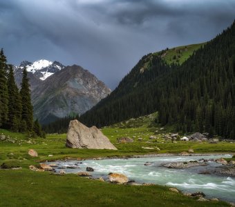 Пасмурный Кыргызстан