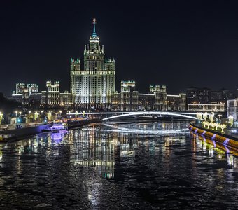 Высотка на Котельнической набережной