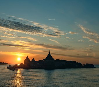 И восходит солнце