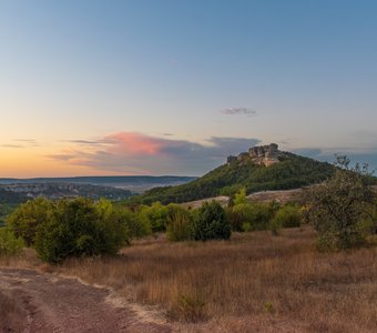Закат над Сфинксами Каралезской долины