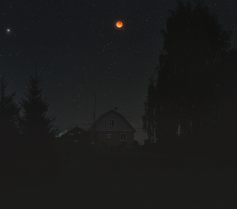 Тёмный вечер кровавой луны