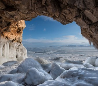 Каменный портал к Байкалу.
