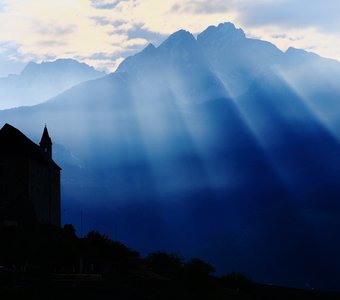 Рассвет в горах