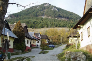 Туристы против местных: жители словацкой деревни устали от статуса ЮНЕСКО