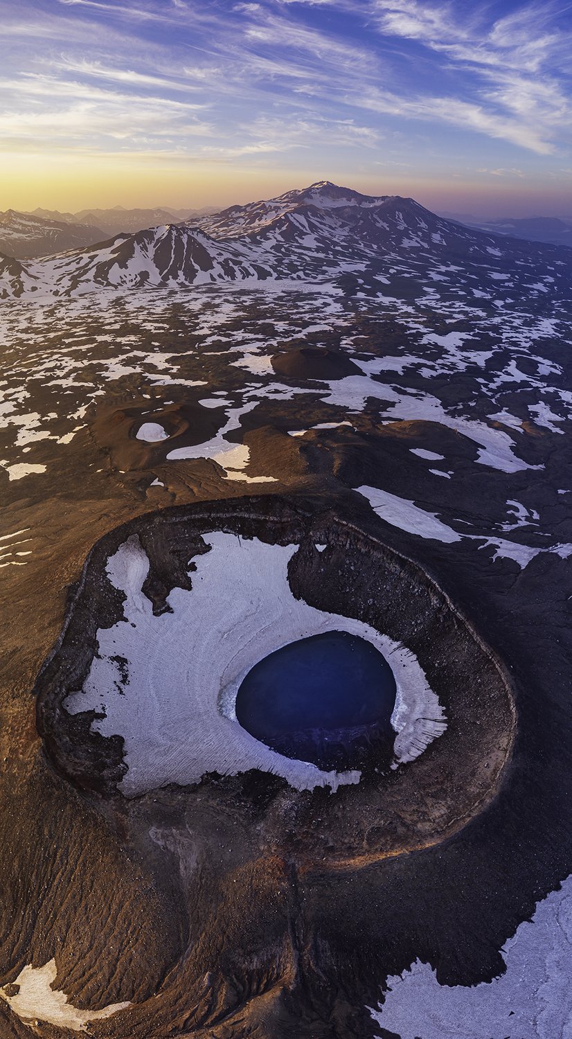 Рассвет над вулканом