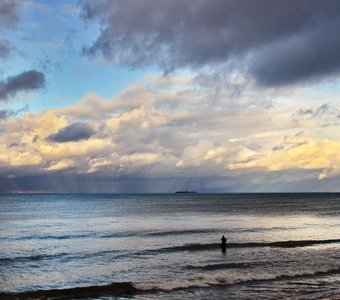 Рыбалка в противосумеречных лучах