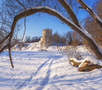 Зима... Вид на Гремячую башню