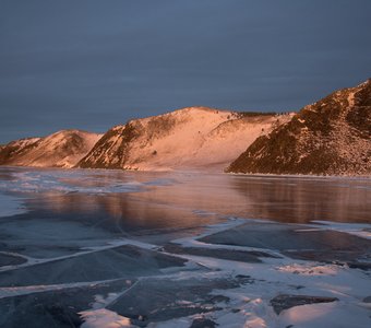 Утро в бухте Крестовой