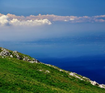 Между небом, водой и землей