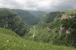 В Кабардино-Балкарии к майским праздникам откроют туристический комплекс в Тызыльском ущелье