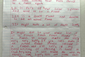 10-летняя школьница попросила NASA вернуть Плутону статус планеты — и ей ответили