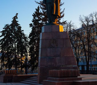 Памятник Ленину