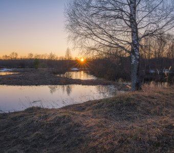 Воды апреля