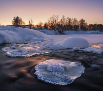 Хрустальный блинчик на перекате