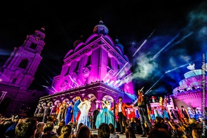 «Русские оперы в Астраханском кремле»: «Хованщина» на Соборной площади