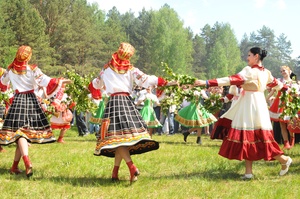 Троицкие хороводы