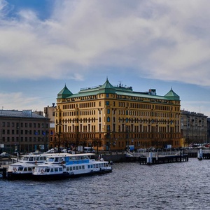 River Palace Hotel 4*