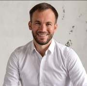 Алексей Волков