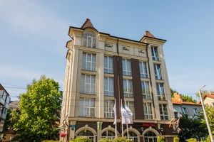 «Элиза Инн»