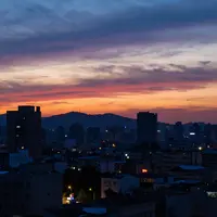 غروب المدينة