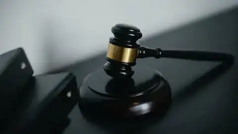 В Татарстане мировой судья в отставке со знакомым пытались сбыть наркотики