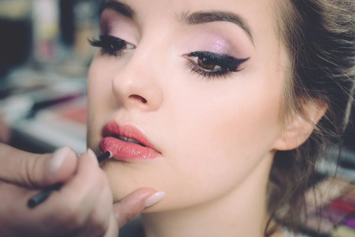 Выразительный макияж в эстетике Studio Liona