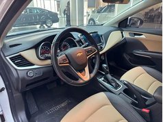 科鲁泽 2022款 320 自动悦享天窗版