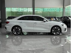 奥迪A3 2022款 A3L Limousine 35 TFSI 时尚运动型
