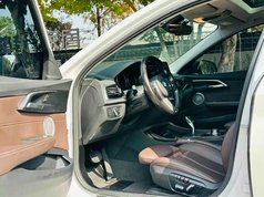 宝马1系 2022款 120i M运动曜夜版