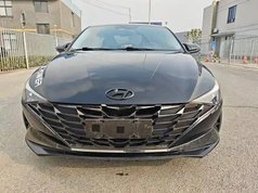 伊兰特 2022款 1.5L CVT LUX尊贵版