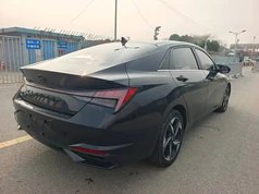 伊兰特 2022款 1.5L CVT LUX尊贵版