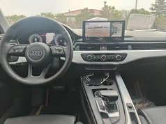 奥迪A4L 2022款 40 TFSI 时尚动感型