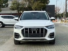 奥迪Q5L 2021款 40 TFSI 豪华动感型