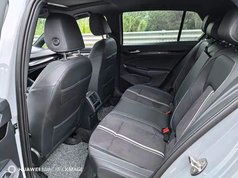 高尔夫 2023款 280TSI DSG R-Line Lite