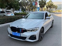 宝马3系 2021款 325i M运动曜夜套装