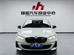 宝马1系 2021款 改款 120i M运动曜夜版