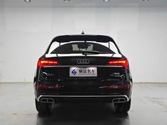 奥迪Q5L 2022款 40T 豪华动感型